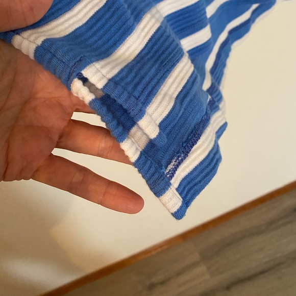 NWT Crown & Ivy Blue and White Ruffle Neck Top - Picture 7 of 8